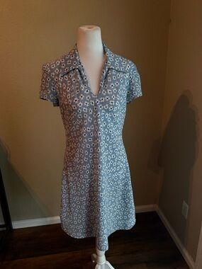 Blue Daisy Print Collared Short Sleeve Dress- vintage